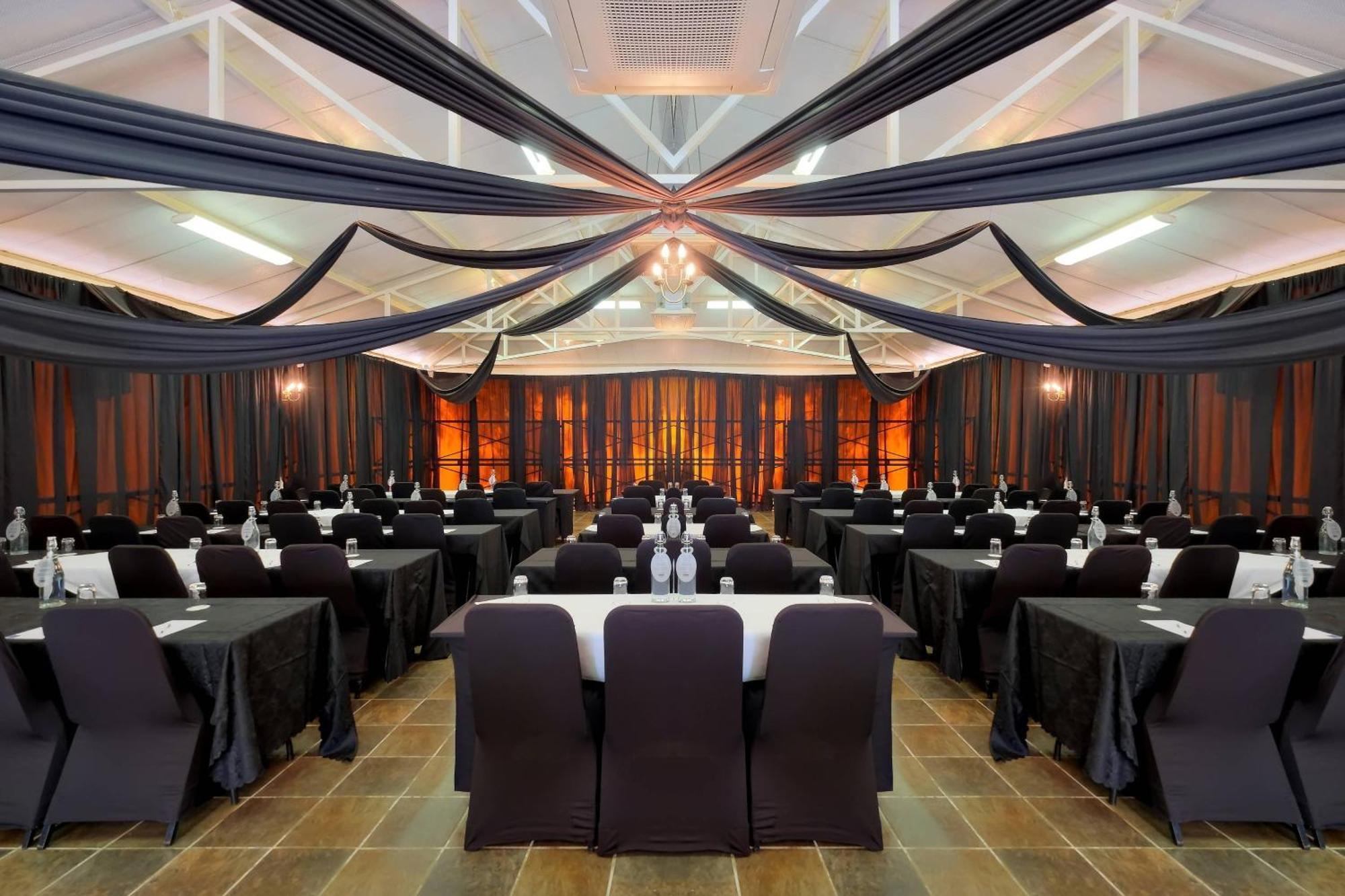 Protea Hotel By Marriott Polokwane Landmark Exterior foto