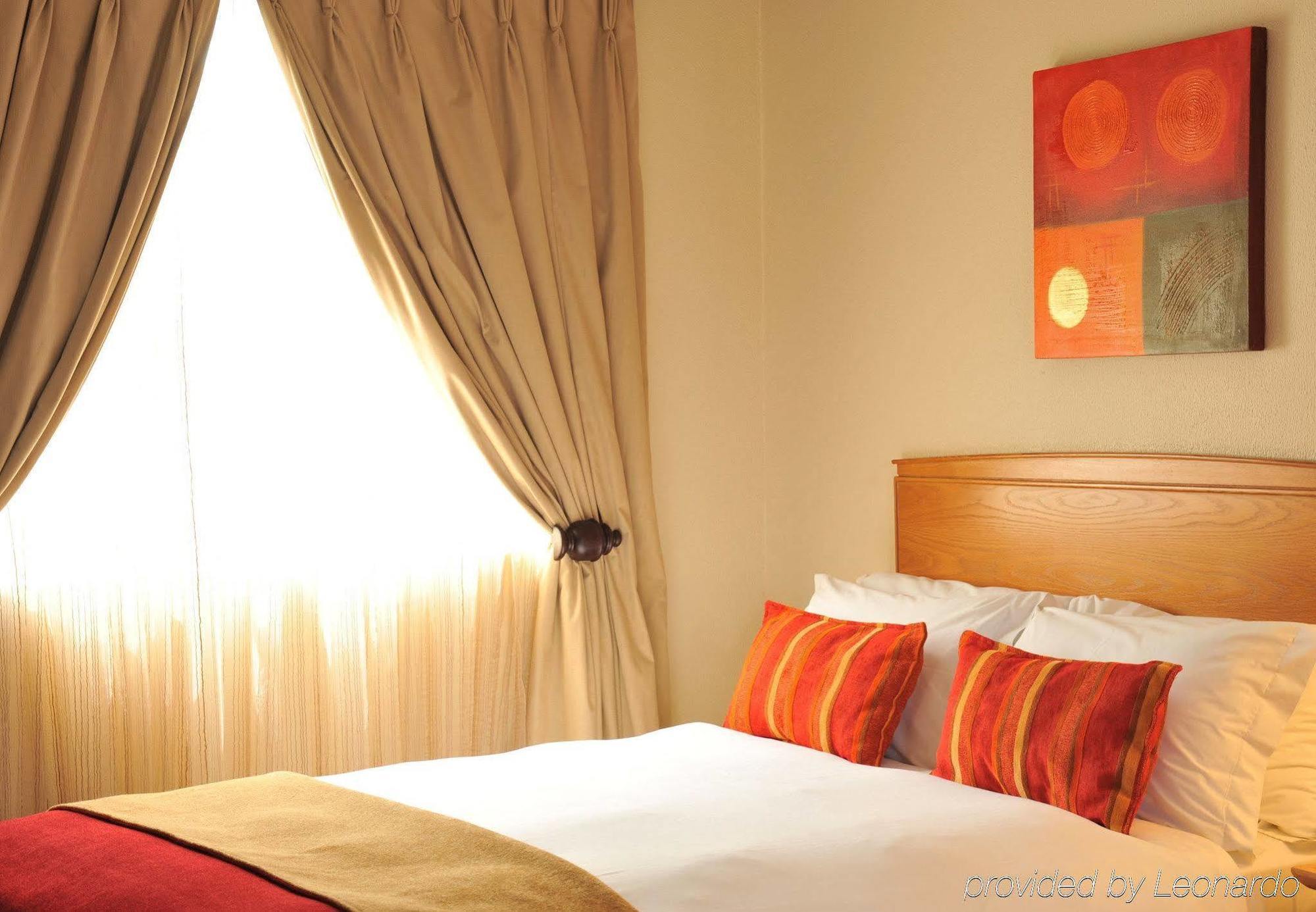 Protea Hotel By Marriott Polokwane Landmark Exterior foto